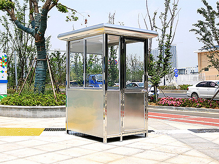 hth华体会全站:青岛伟广获得PS线条切开机用精细导轨传动设备专利提高了设备的运用作用